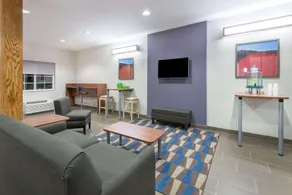 Microtel Inn & Suites by Wyndham Cadiz - Image 2