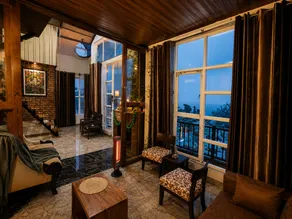 The Celebre- Little Castle Homestay Kanatal - Image 2