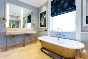Chelsea Family House - impressive retreat, relax, secure - Image 2