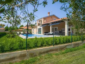 Villa in Maružini with Private Pool - Image 5