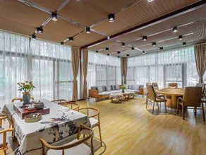 Heyue Boutique Villa Holiday Hotel - Image 3