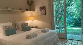 The Garden Room - Image 2