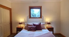 Whitlow Manor 3BR and optional 1BR studio - Image 5