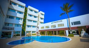 Hotel Holiday Resort - Image 3