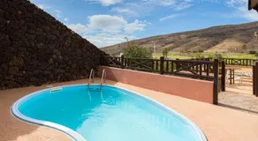 Merveilleux chalet entièrement équipé avec terrasse, piscine privée et barbecue | Parfait pour le travail à distance - Image 3
