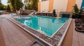 Hotel Nufarul - Image 2