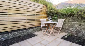8 Crown Lane - Image 5