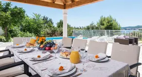 Holiday Villa Perna - Image 5