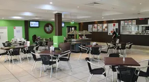 Rocky Glen Hotel Motel Gladstone - Image 3
