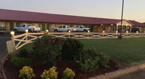Green bird Inn - Image 3