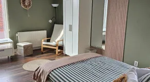 Den Haus - Image 2