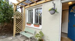 St Margaret's Cottage, Edinburgh - Image 3