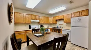 Cozy 2 Bedroom Paired Home in Middletown, OH - Image 5