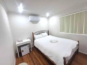 Holiday Accommodation House - Image 3