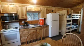 Alaskan Adventure Dry Cabins - Image 5