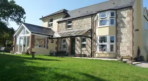 Ivy Hall - Image 5