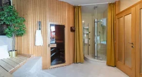 Unique apartment with private pool, cinema, SPA - Image 3