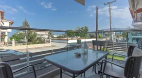 Sunshine Rooms and Suites - Image 4