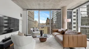 Linea Luxury Living with Indoor Pool and Rooftop Views in The Loop - Image 4