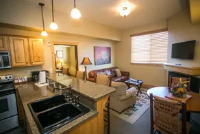 Amazing Mountain Views and Full Kitchen Save 20% on 7 Nights! - Image 3