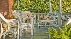 New Kid in Town - King Bed & Sofa Bed - Sleeps 2-4 - Image 2