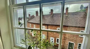 Elegant Georgian Grade II Listed House full of charm - 3 Super king rooms - 3 Mins for Safari Park & Steam Train - Parking - Image 5