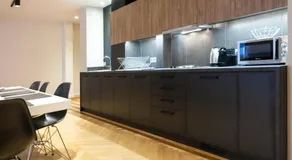 TONI'S 4BD near Classy KOLONAKI, locals enjoy it - Image 2