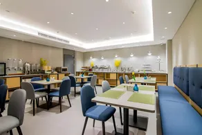 Home Inn Style Hangzhou West Lake Lakeside Intime Pedestrian Street Center - Image 3