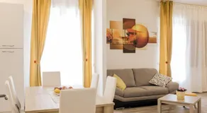 Residence Hill - Image 3