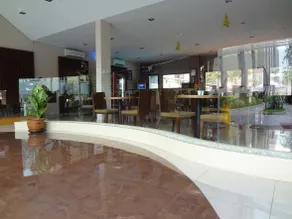 Metro Hotel Jababeka - Image 4