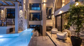 Nikoleta Hotel and Villas - Image 3