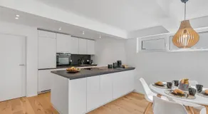 Design Suite mit Terrasse und Parkplatz in Böblingen - Image 4