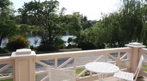 Lipton Place by Elegant Waterfront - Image 3