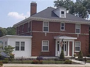 The Collins House Inn Bed & Breakfast - Image 2