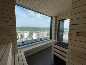 Luxe studio with pool, sauna, jacuzzi, gym, balcony - Image 4