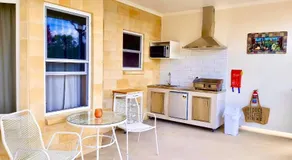 Accommodation Creek Cottages & Sundown View Suites - Image 4