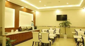 GreenTree Inn Yangzhou Slender West Lake Wencheng Attic Express Hotel - Image 3