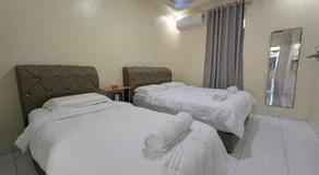 Din's Studio Homestay - Image 3