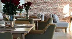 Jansyn Hotel Restaurant - Image 3