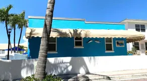 Hollywood Beach Apartments - Walk to the Beach - Image 5