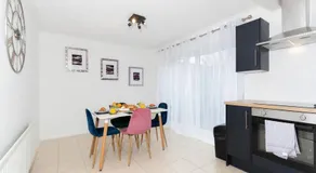 Lincoln Grove - Image 5