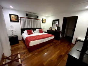 Coras Place Bacalar Lagoon front - Image 2