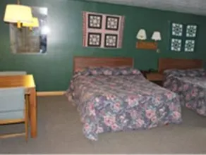 Lamplighter Lodge - Image 2