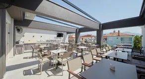 Albatros Luxury Suites - Image 4