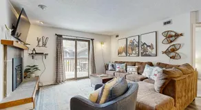 Cozy Mountain Base Retreat - Image 2