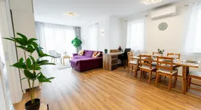 3 BDR Traveller Family Apt w AC Free Parking by NW - Image 4