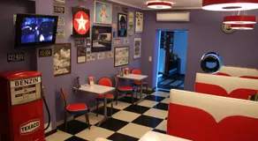 GarageHotel - Image 2