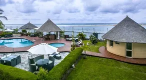 Hotel Bon Voyage - Image 2
