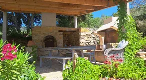 Gîtes Mas des rochers - Romance tropicale avec Spa et piscine - Image 4