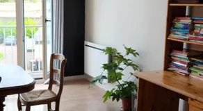 Appartement 74 m2 entièrement privatif - Gare - Image 2